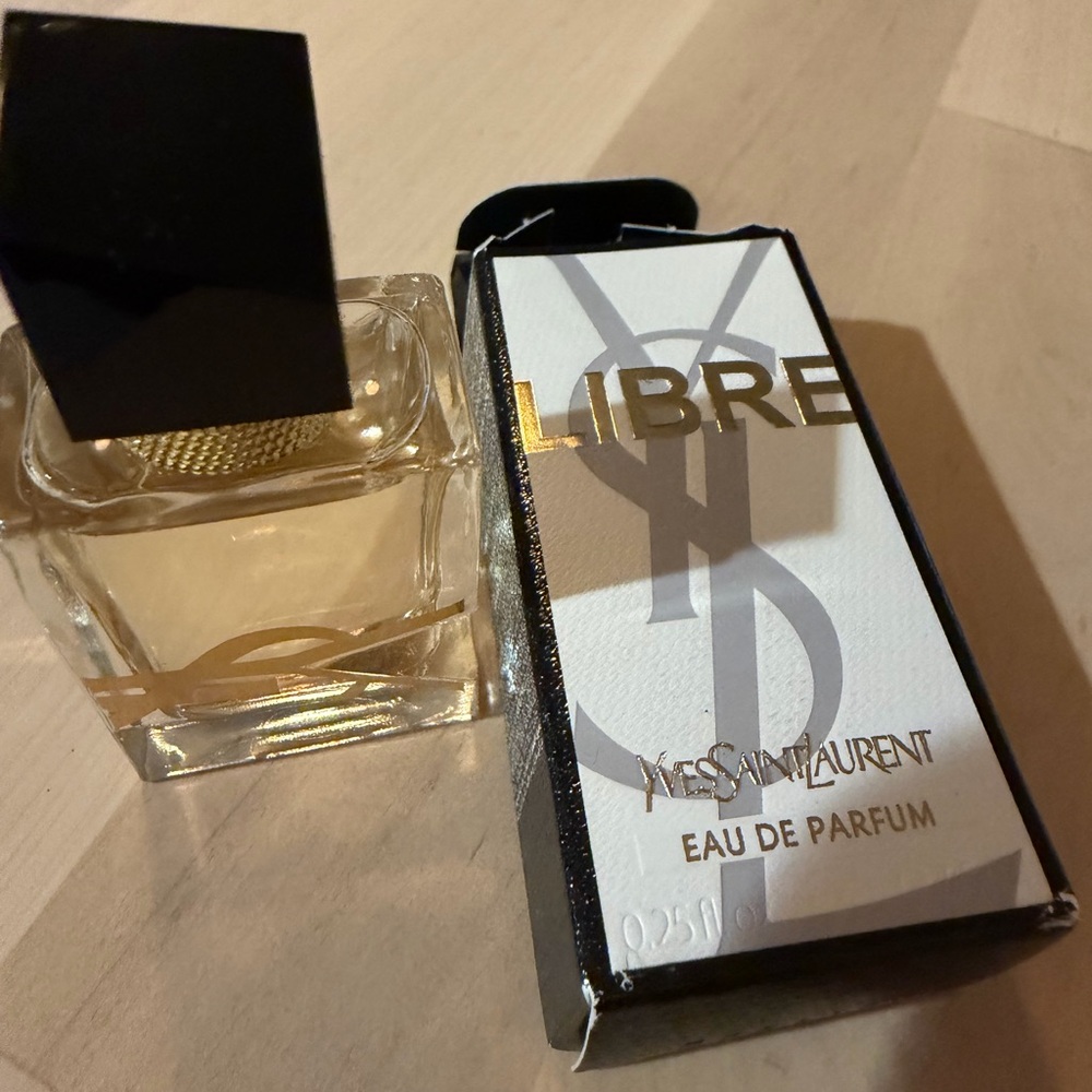 Yves Saint Laurent Libre Eau de Parf  0.25 - Picture 3 of 4